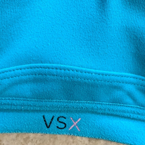 VICTORIA SECRETS padded T-Back SPORTS BRA women’s size xs 32B - Picture 7 of 7